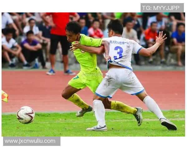 足球明星对决象棋赛场精彩瞬间全记录